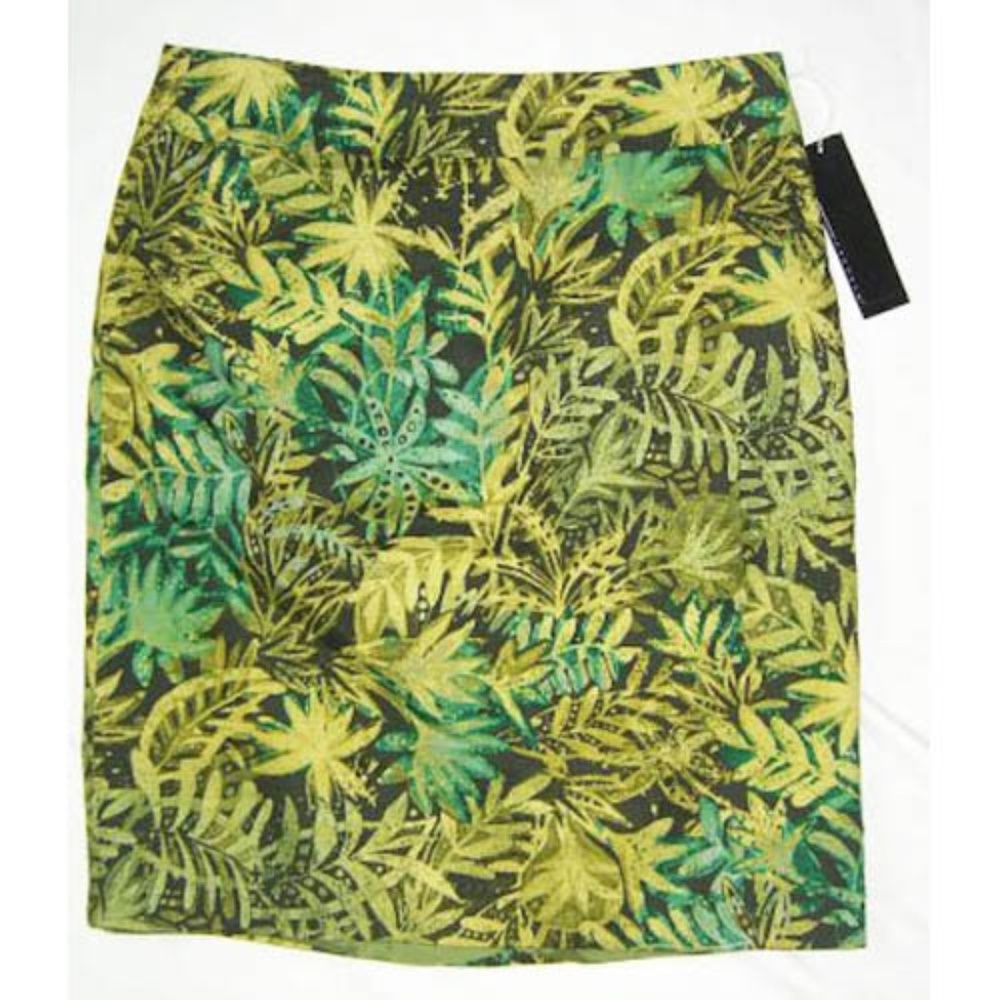 NWT Women's Laudrew Green Mulberry Leaf Skirt Size 10